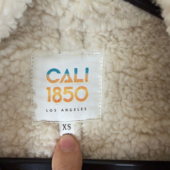 CALI 1850 Los Angeles Black Faux Fur Lined Aviator Vest XS Moto Shearling NWT - Picture 5 of 9